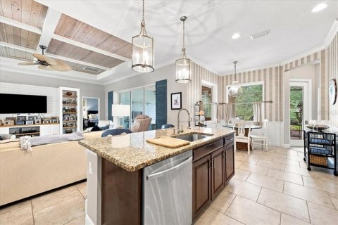 Villa ou maison à vendre à Bradenton, Floride: 3 chambres, 229.65 m2 № 2323160 - photo 7