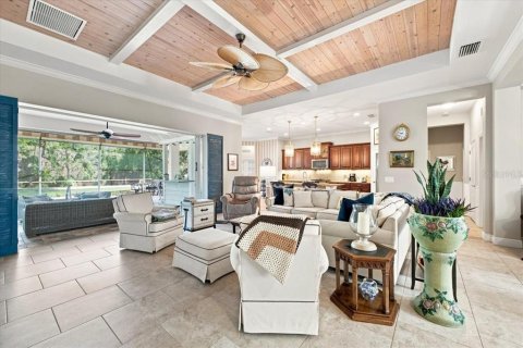 Villa ou maison à vendre à Bradenton, Floride: 3 chambres, 229.65 m2 № 2323160 - photo 3