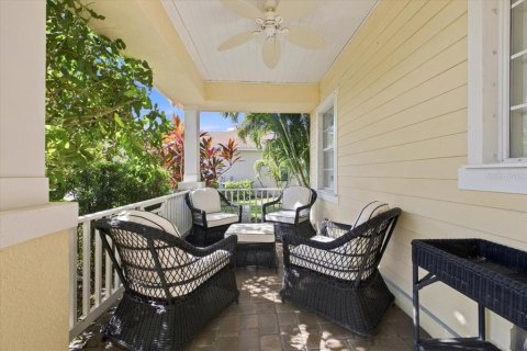 Villa ou maison à vendre à Bradenton, Floride: 3 chambres, 229.65 m2 № 2323160 - photo 2