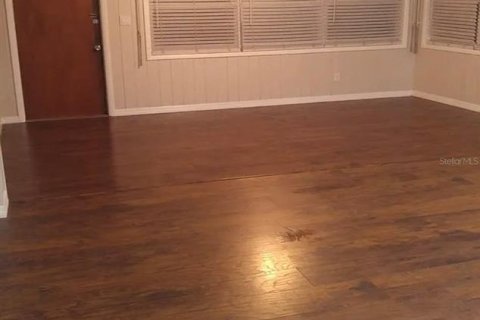 Снять в аренду виллу или дом в Тампа, Флорида 3 спальни, 137.5м2, № 1647917 - фото 7