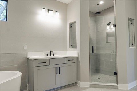 Casa en venta en Tampa, Florida, 4 dormitorios, 306.76 m2 № 1651936 - foto 7