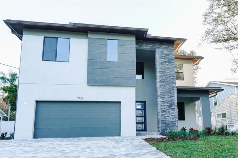 Casa en venta en Tampa, Florida, 4 dormitorios, 306.76 m2 № 1651936 - foto 3