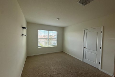 Villa ou maison à louer à Zellwood, Floride: 5 chambres, 243.96 m2 № 2339179 - photo 18