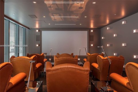 Condominio en venta en Miami, Florida, 2 dormitorios, 89.28 m2 № 1976463 - foto 15