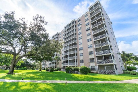 Copropriété à louer à Coral Springs, Floride: 2 chambres, 83.61 m2 № 2288580 - photo 7