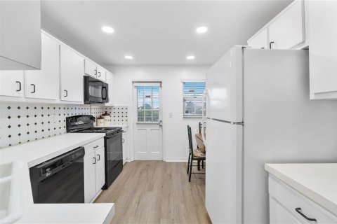 Copropriété à louer à Coral Springs, Floride: 2 chambres, 83.61 m2 № 2288580 - photo 23