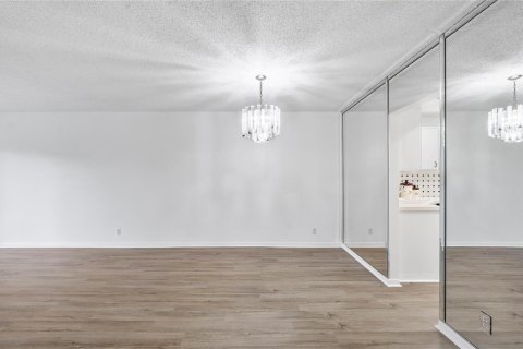 Copropriété à louer à Coral Springs, Floride: 2 chambres, 83.61 m2 № 2288580 - photo 27