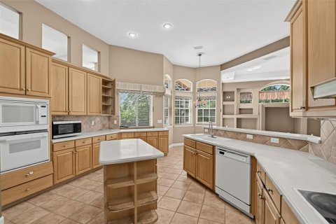 Villa ou maison à vendre à Orlando, Floride: 5 chambres, 341.97 m2 № 2415310 - photo 19