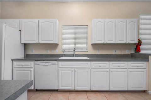 Casa en venta en Ocala, Florida, 4 dormitorios, 182.27 m2 № 1916736 - foto 13