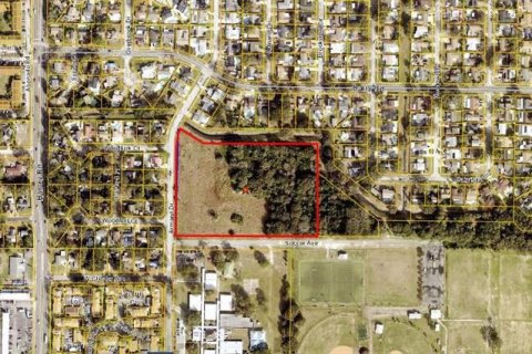 Terreno en venta en Tampa, Florida № 1399169 - foto 1