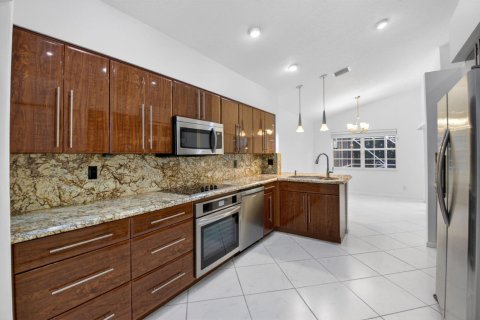 Casa en alquiler en Delray Beach, Florida, 3 dormitorios, 182.18 m2 № 2078098 - foto 3