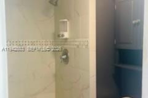 Copropriété à louer à Sunrise, Floride: 2 chambres, 85.84 m2 № 1999529 - photo 10