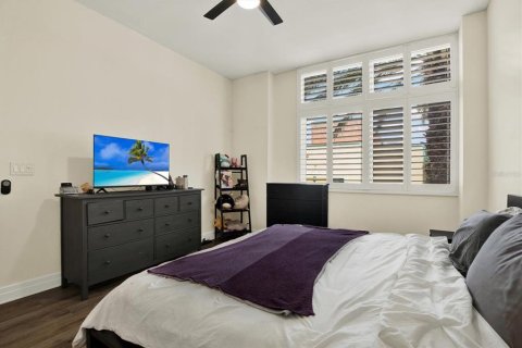 Condo in Clearwater, Florida, 2 bedrooms  № 2314130 - photo 14