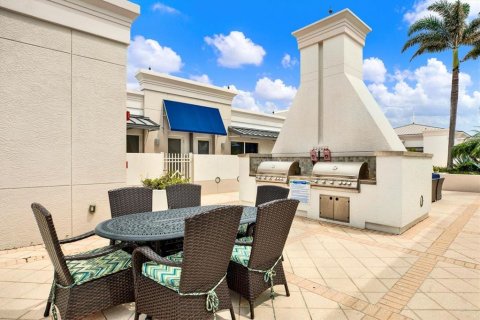 Condo in Clearwater, Florida, 2 bedrooms  № 2314130 - photo 27