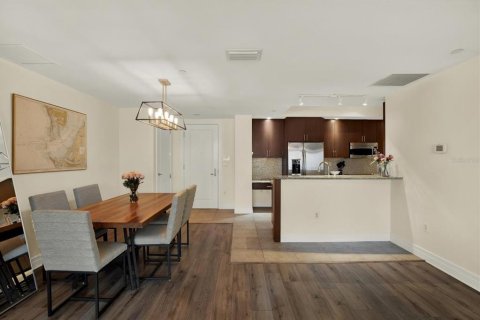 Condo in Clearwater, Florida, 2 bedrooms  № 2314130 - photo 6