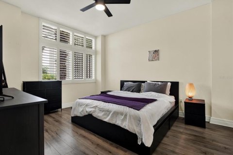 Condo in Clearwater, Florida, 2 bedrooms  № 2314130 - photo 13