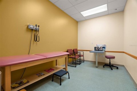 Propiedad comercial en alquiler en Saint Petersburg, Florida, 344.11 m2 № 1340359 - foto 28