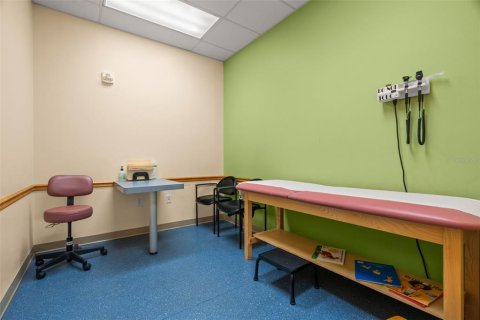 Propiedad comercial en alquiler en Saint Petersburg, Florida, 344.11 m2 № 1340359 - foto 30