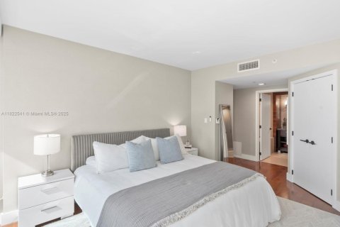 Copropriété à vendre à Miami Beach, Floride: 2 chambres, 123.56 m2 № 1786516 - photo 24
