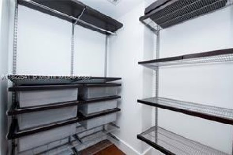 Copropriété à vendre à Miami Beach, Floride: 2 chambres, 123.56 m2 № 1786516 - photo 28