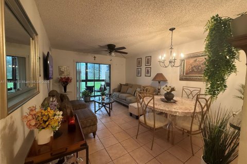 Copropriété à vendre à Sunrise, Floride: 1 chambre, 73.86 m2 № 1978348 - photo 7