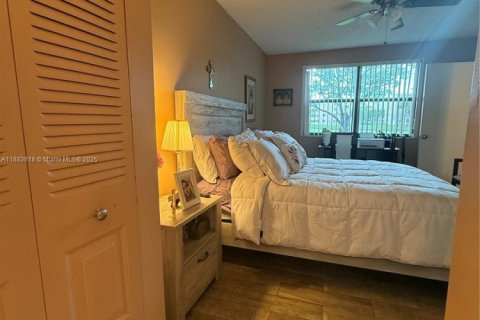 Copropriété à vendre à Sunrise, Floride: 1 chambre, 73.86 m2 № 1978348 - photo 18