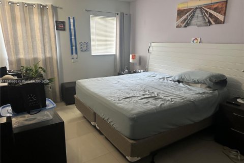 Купить кондоминиум в Майами, Флорида 2 спальни, 89.19м2, № 1830283 - фото 5