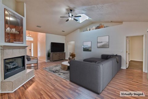 House in Gainesville, Florida 4 bedrooms, 182.74 sq.m. № 1732333 - photo 7