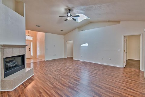 House in Gainesville, Florida 4 bedrooms, 182.74 sq.m. № 1732333 - photo 6