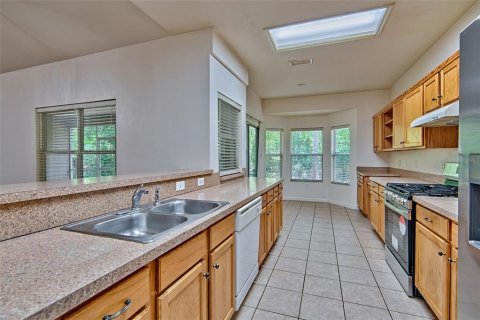House in Gainesville, Florida 4 bedrooms, 182.74 sq.m. № 1732333 - photo 11