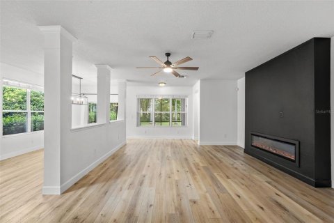 Villa ou maison à vendre à Fish Hawk, Floride: 4 chambres, 280.47 m2 № 2237129 - photo 14