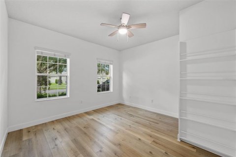 Villa ou maison à vendre à Fish Hawk, Floride: 4 chambres, 280.47 m2 № 2237129 - photo 29