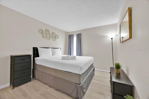 Casa en venta en Davenport, Florida, 4 dormitorios, 176.98 m2 № 1751465 - foto 19