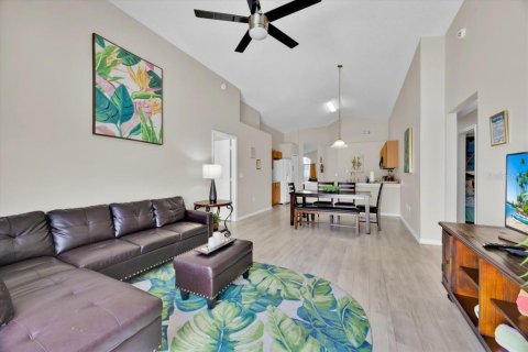 Casa en venta en Davenport, Florida, 4 dormitorios, 176.98 m2 № 1751465 - foto 15