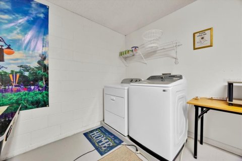 Casa en venta en Davenport, Florida, 4 dormitorios, 176.98 m2 № 1751465 - foto 7