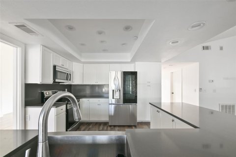 Casa en venta en Valrico, Florida, 4 dormitorios, 237.64 m2 № 2198622 - foto 10