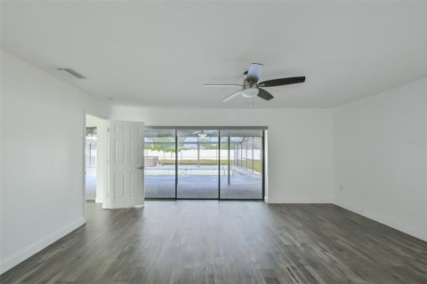 Casa en venta en Valrico, Florida, 4 dormitorios, 237.64 m2 № 2198622 - foto 19