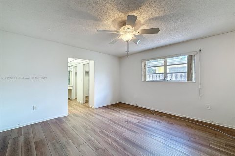 Купить виллу или дом в Мирамар, Флорида 3 спальни, 174.84м2, № 1976106 - фото 21