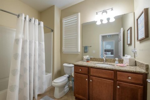 House in Apollo Beach, Florida 2 bedrooms, 150.13 sq.m. № 1907741 - photo 20