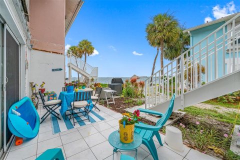 Condominio en venta en Saint Petersburg, Florida, 1 dormitorio, 73.11 m2 № 1869134 - foto 24