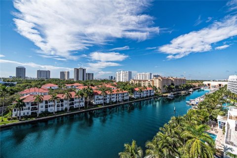 Condominio en alquiler en Aventura, Florida, 3 dormitorios, 204.38 m2 № 2001750 - foto 29
