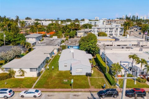 Commercial property in Miami Beach, Florida № 2033238 - photo 12