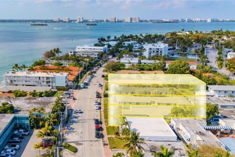 Commercial property in Miami Beach, Florida № 2033238 - photo 6