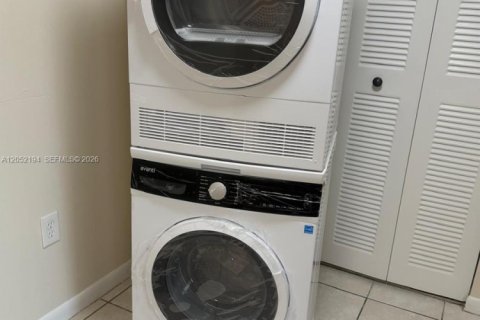 Appartement à louer à Miami, Floride: 2 chambres, 80.55 m2 № 2265742 - photo 7