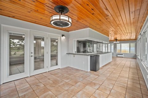House in Titusville, Florida 4 bedrooms, 186.73 sq.m. № 1823972 - photo 21