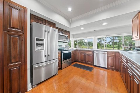 House in Titusville, Florida 4 bedrooms, 186.73 sq.m. № 1823972 - photo 4