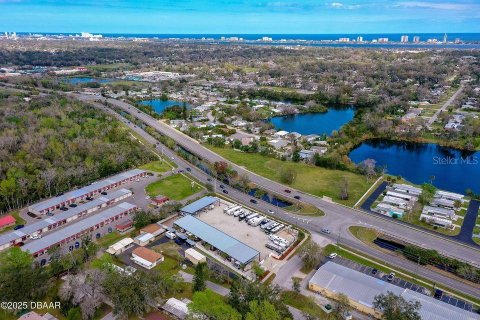 Commercial property in South Daytona, Florida № 1522336 - photo 10