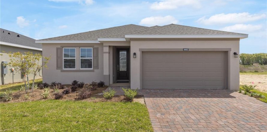 House in Ocala, Florida 2 bedrooms, 151.52 sq.m. № 1856036