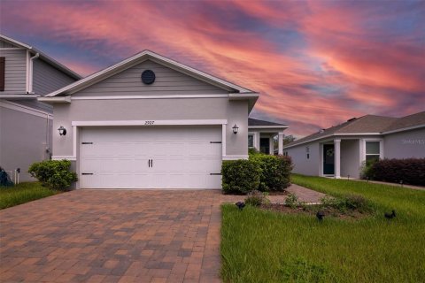 Villa ou maison à Clermont, Floride 3 chambres, 153.85 m2 № 2294624