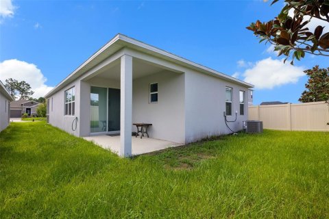 Villa ou maison à vendre à Clermont, Floride: 3 chambres, 153.85 m2 № 2294624 - photo 17